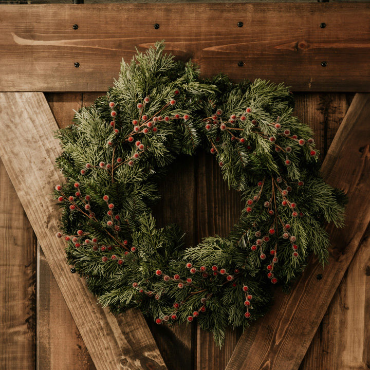 16x9_wreath Large
